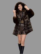 CHAQUETÓN DE VISÓN ECO CON CAPUCHA