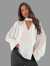 CAMISA AMPLIA CON ESCOTE Y LAZADA 9 CLRS