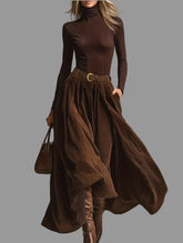 CONJUNTO DE CAMISETA Y FALDA PANA