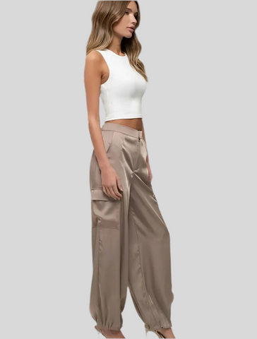 PANTALÓN CARGO SATÉN 7 CLRS