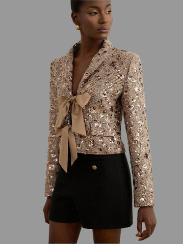 CHAQUETA CORTA CON LENTEJUELAS Y LAZO
