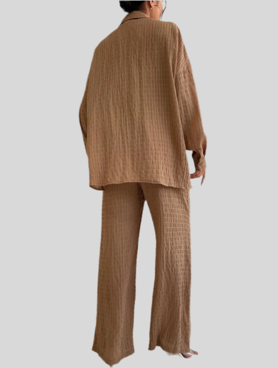 CONJUNTO DE CAMISA Y PANTALÓN 11 CLRS