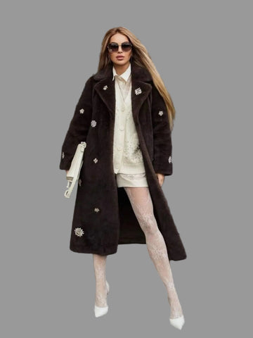 ABRIGO FAUX FUR CON BRILLANTES