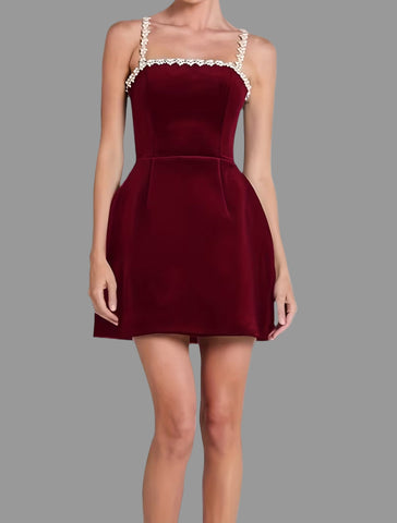 VESTIDO DE TERCIOPELO TIRANTE BRILLANTE 3 CLRS