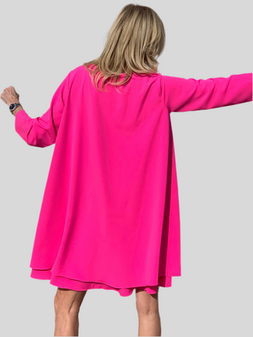 BAVARIA DOPPELLAGENKLEID AUS KREPP MIT UNGLAUBLICHEM FALL