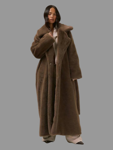 ABRIGO FAUX FUR LARGO CINTURÓN 3 CLRS