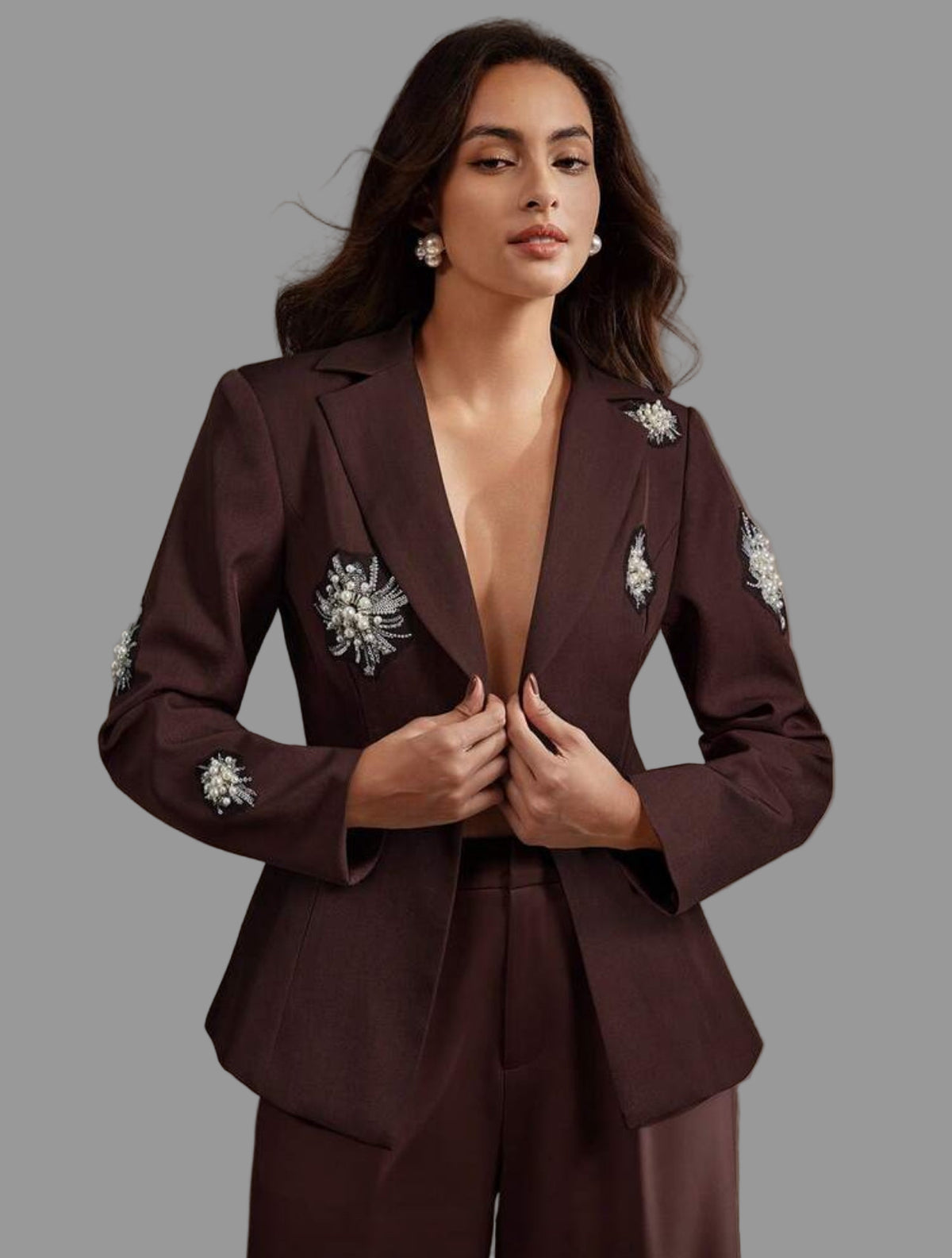 TRAJE DE CHAQUETA CON APLICACIONES DE CRISTAL 4 CLRS
