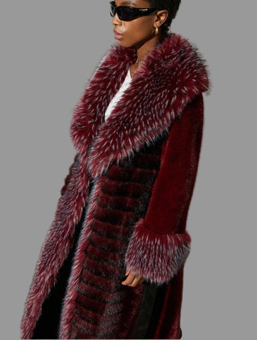 ABRIGO DE PIEL ECOLÓGICA BURDEOS