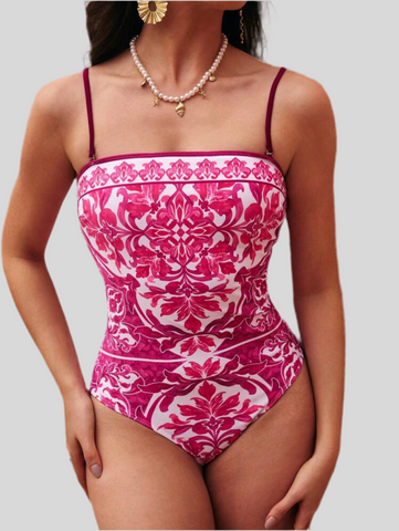 CONJUNTO DE TRAJE DE BAÑO Y FALDA