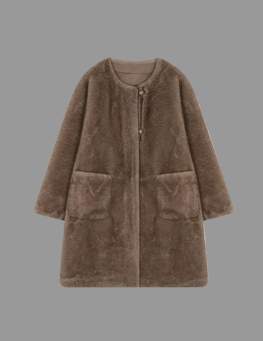 ABRIGO DE ECO PIEL DE VISÓN CON BOLSILLOS PLASTON