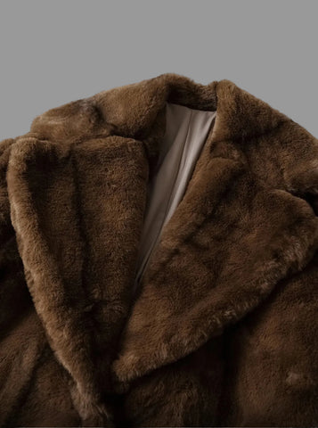 ABRIGO DE FAUX FUR ATADO