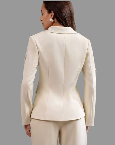 TRAJE DE CHAQUETA CON APLICACIONES DE CRISTAL 4 CLRS