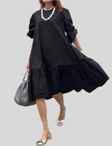 VESTIDO AMPLIO NEGRO VOLANTE