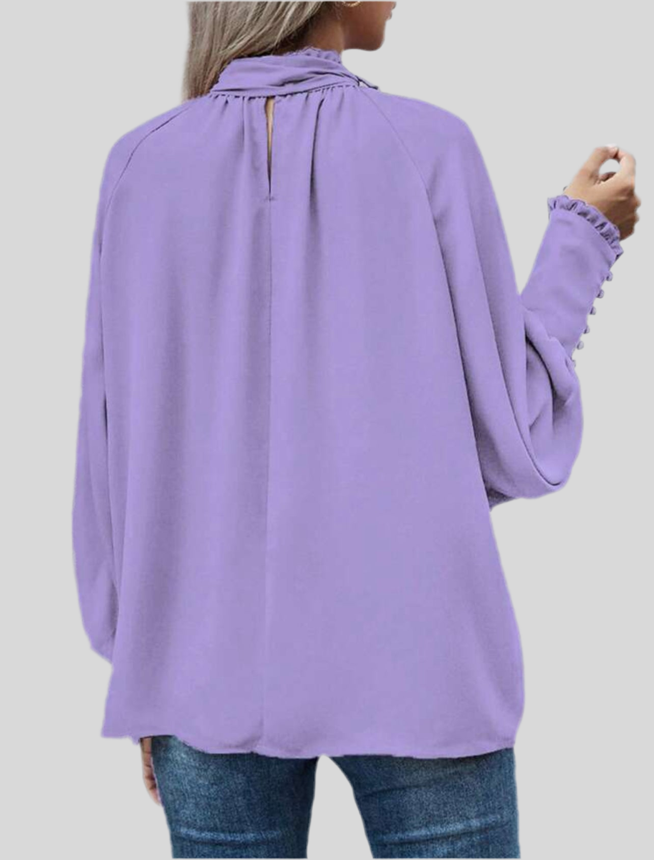 CAMISA CON CON LAZADA Y PUÑOS 10 CLRS