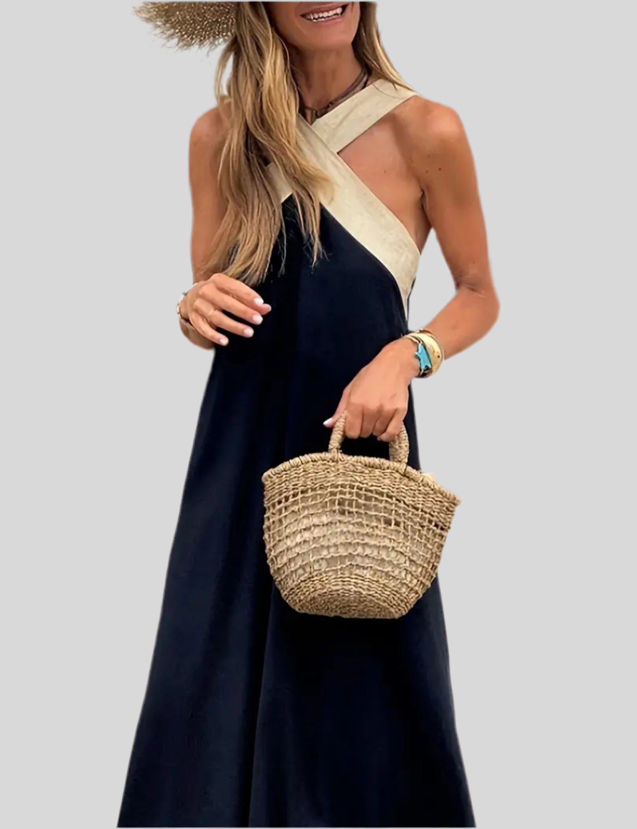 VESTIDO MIDI CON ESCOTE EN CONTRASTE