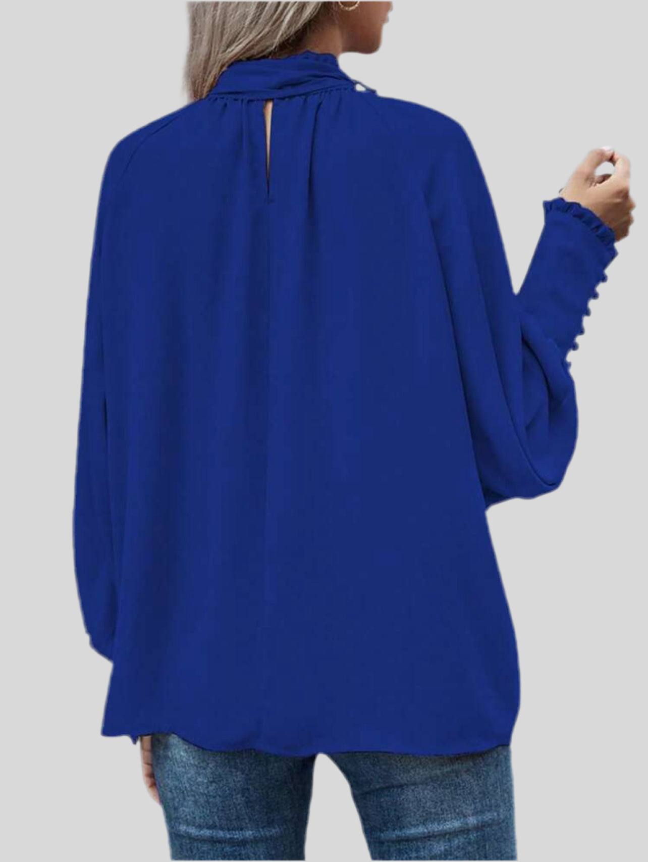CAMISA CON CON LAZADA Y PUÑOS 10 CLRS