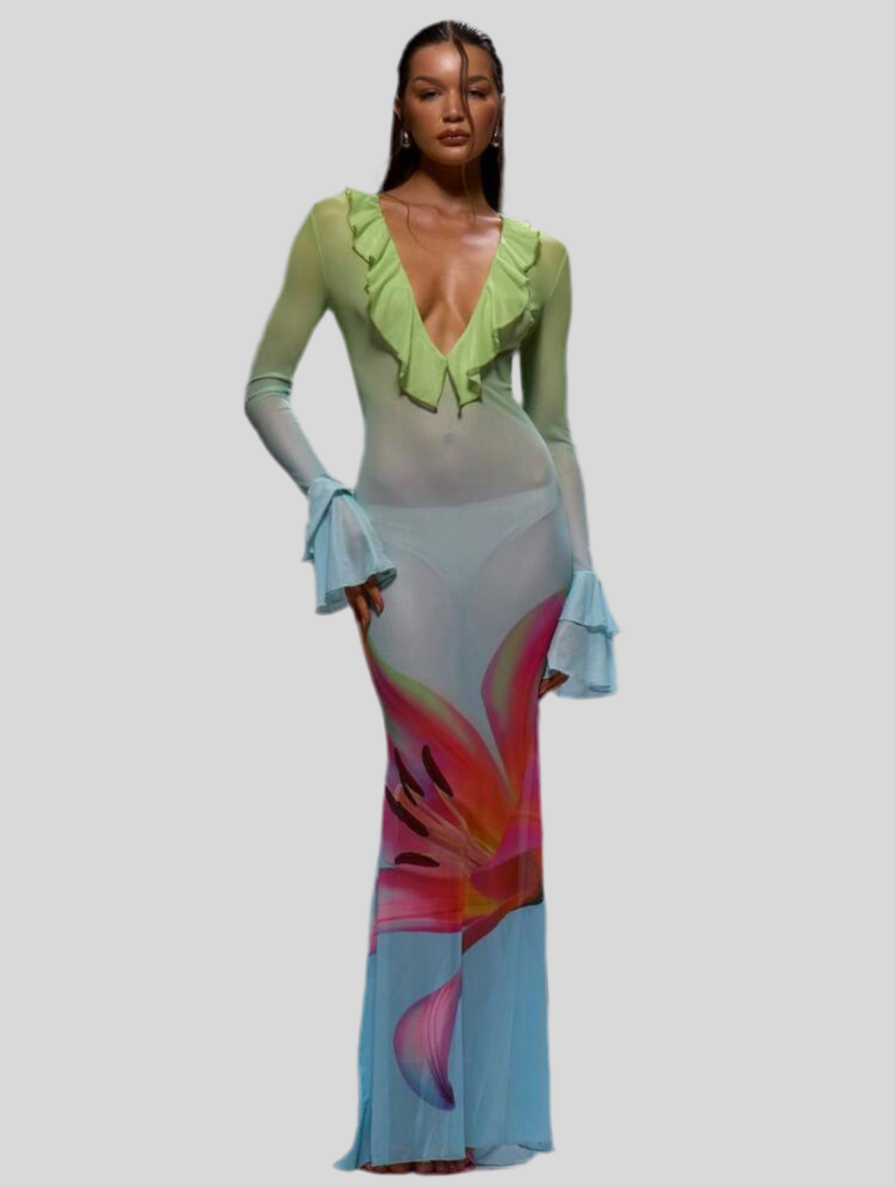 VESTIDO LARGO CON ESCOTE Y VOLANTES