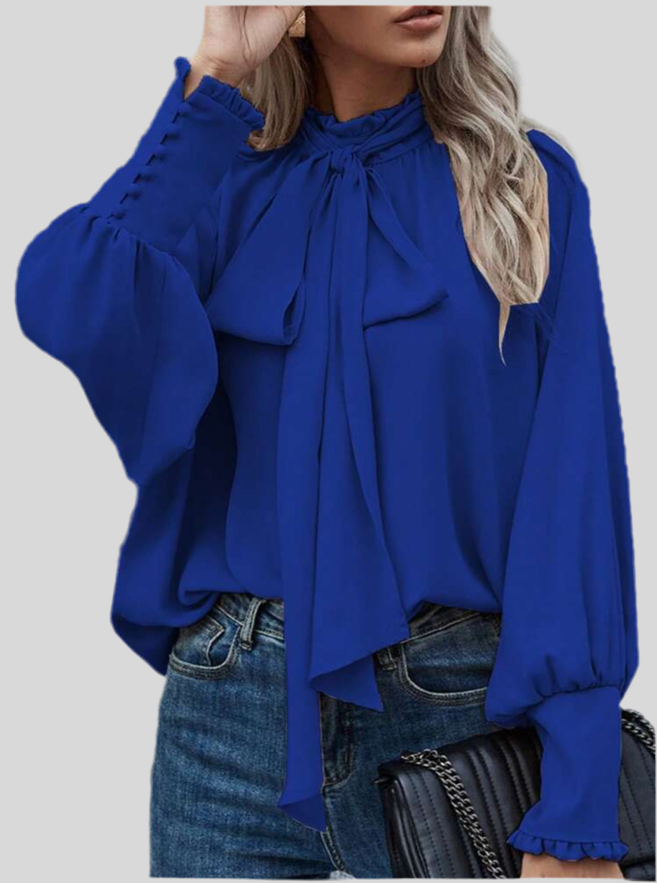 CAMISA CON CON LAZADA Y PUÑOS 10 CLRS