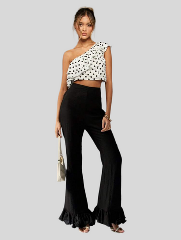 PANTALÓN CON VOLANTE RIZADO