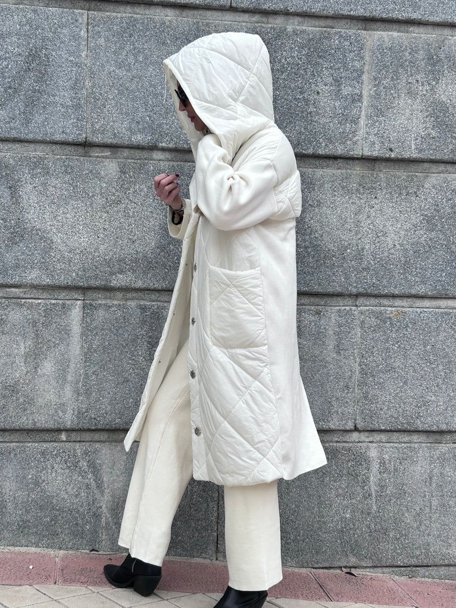 Superlight nylon and knit hooded coat