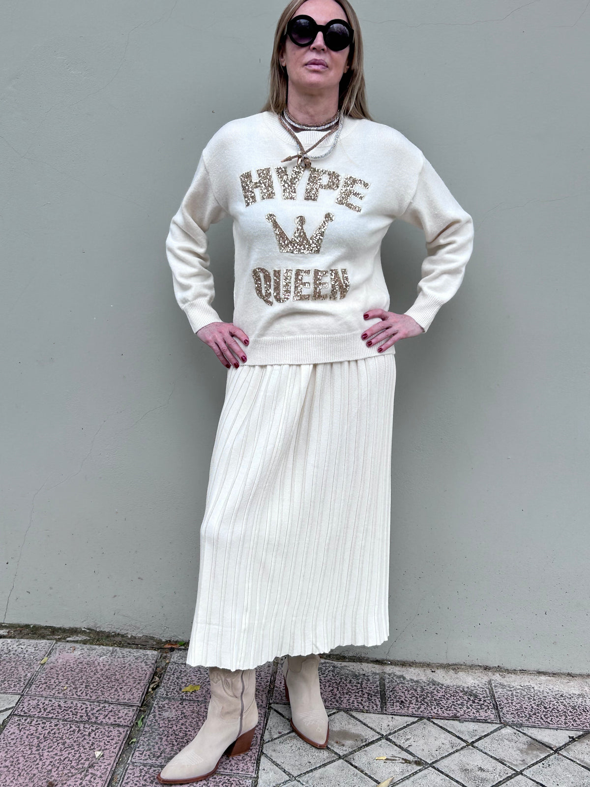 Conjunto de punto suave de jersey y falda