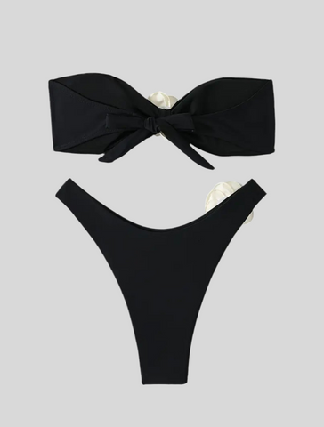 BIKINI BANDEAU ATADO CON FLOR 3 CLRS