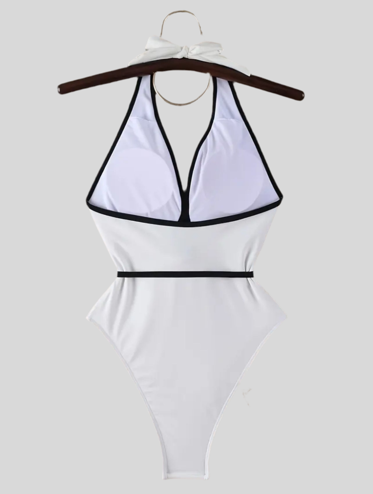 TRAJE DE BAÑO HALTER CON FLOR 2 CLRS