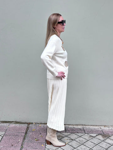 Conjunto de punto suave de jersey y falda
