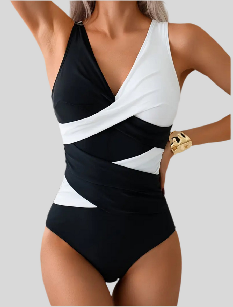TRAJE DE BAÑO CRUZADO EN BLANCO Y NEGRO