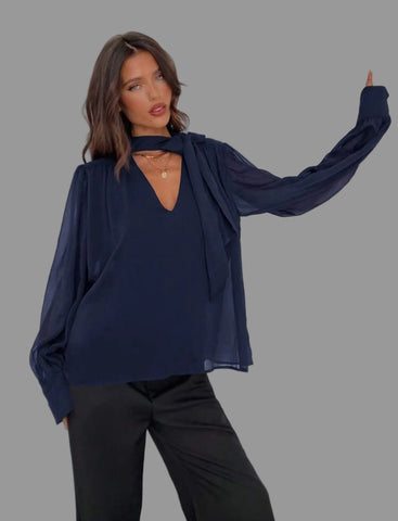 CAMISA AMPLIA CON ESCOTE Y LAZADA 9 CLRS