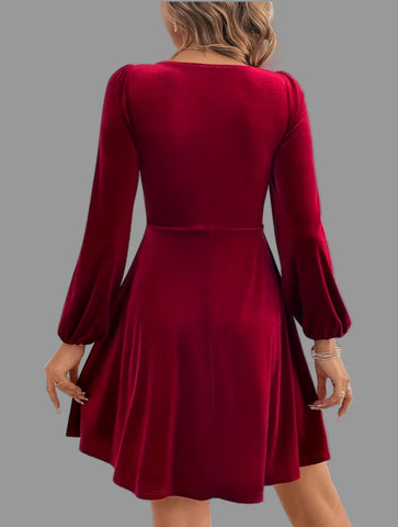 VESTIDO TERCIOPELO ESCOTE UVE 2 CLRS