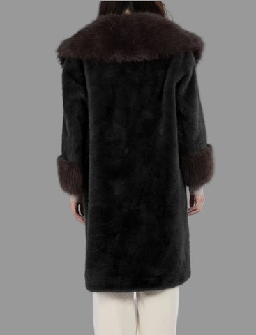 ABRIGO OVER FAUX FUR CON CUELLO ZORRO 2 CLRS