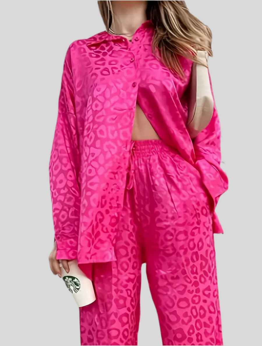 CONJUNTO DE PANTALÓN Y BLUSÓN 4 CLRS