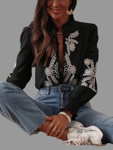 CAMISA ROMÁNTICA BORDADA 3 CLRS