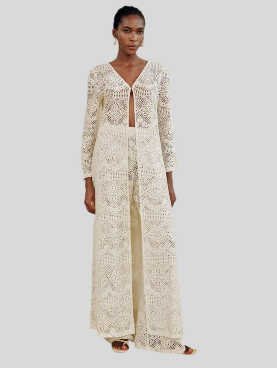 CONJUNTO DE LEVITA LARGA Y PANTALÓN