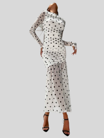 VESTIDO DE TUL DRAPEDO 19 CLRS