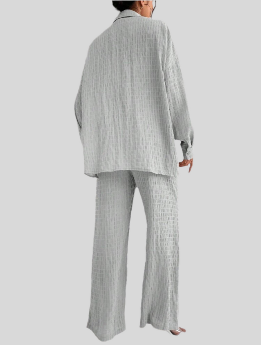 CONJUNTO DE CAMISA Y PANTALÓN 11 CLRS