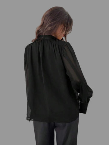 CAMISA AMPLIA CON ESCOTE Y LAZADA 9 CLRS