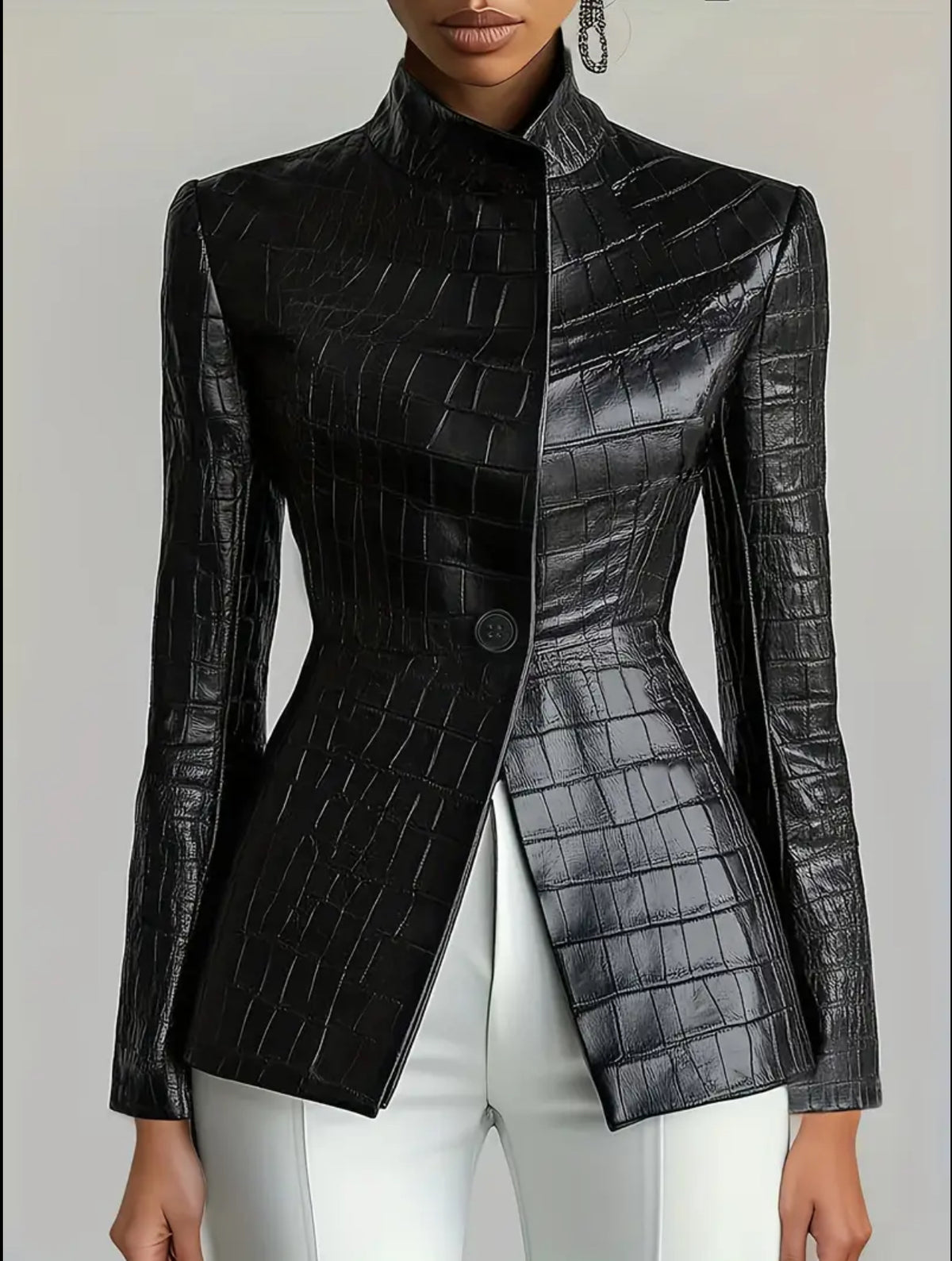 CHAQUETA ENTALLADA DE ECO NAPA