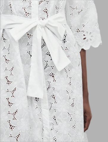 VESTIDO CON LAZADA ABOTONADO 3 CLRS