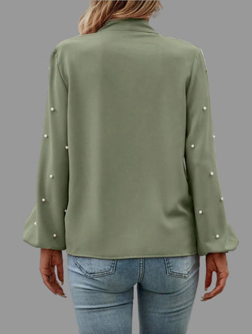 CAMISA CON LAZADA Y PERLAS 10 CLRS