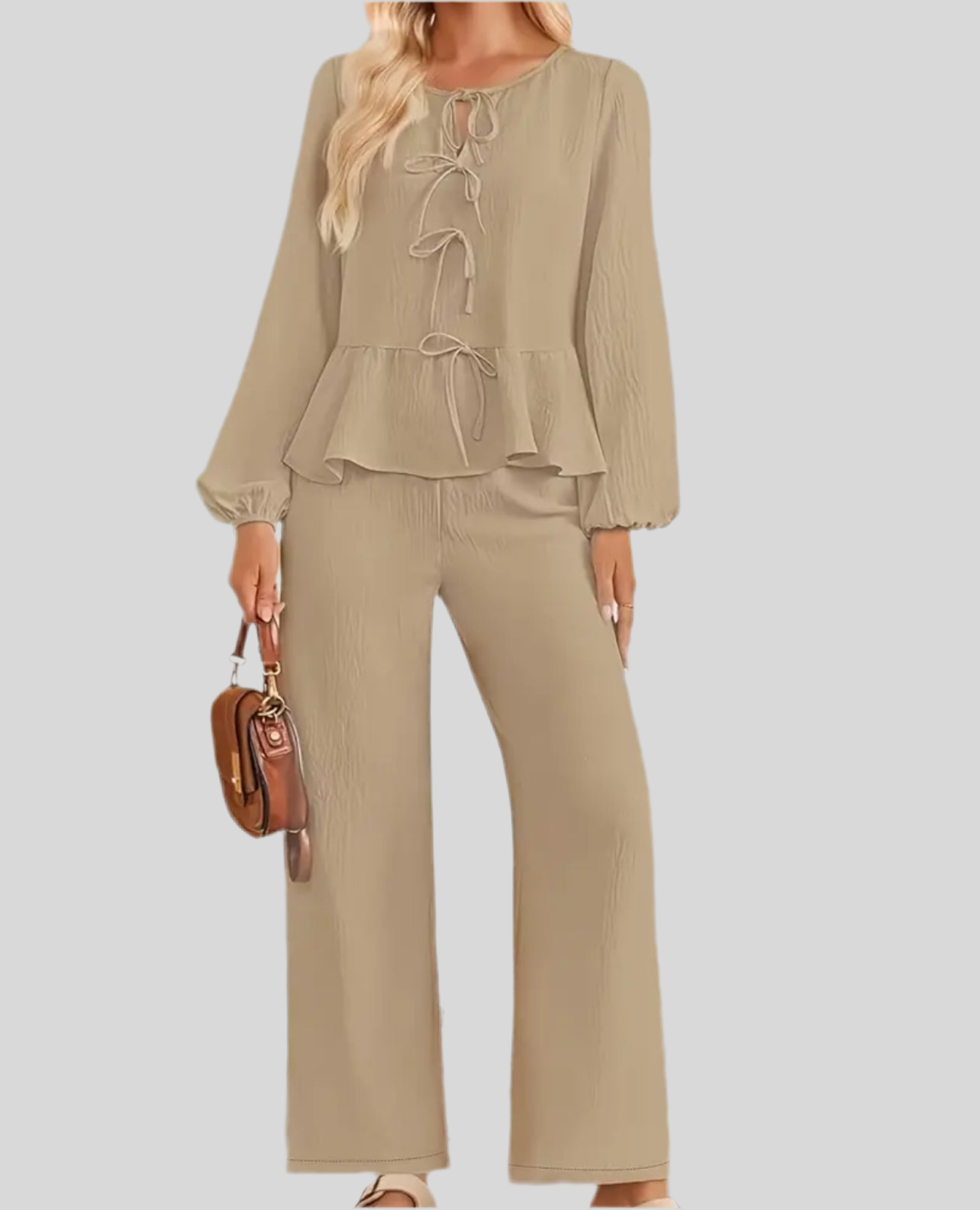 CONJUNTO PEPLUM CON LACITOS 4 CLRS