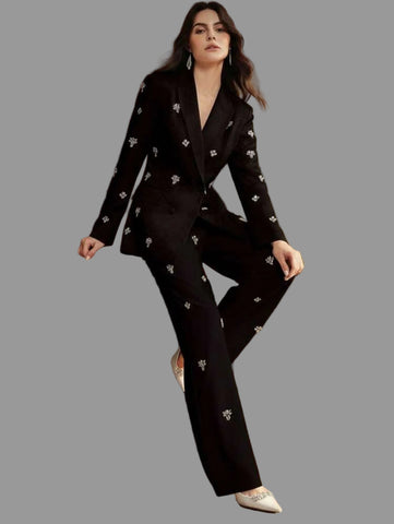 TRAJE DE CHAQUETA CON ADORNO CRISTALES 6 CLRS