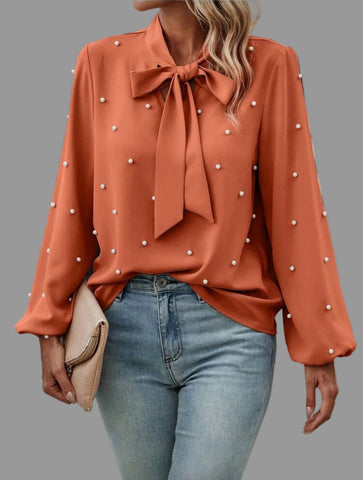 CAMISA CON LAZADA Y PERLAS 10 CLRS