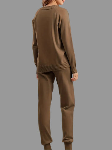 CONJUNTO DE PUNTO PANTALÓN JOGGER 4 CLRS