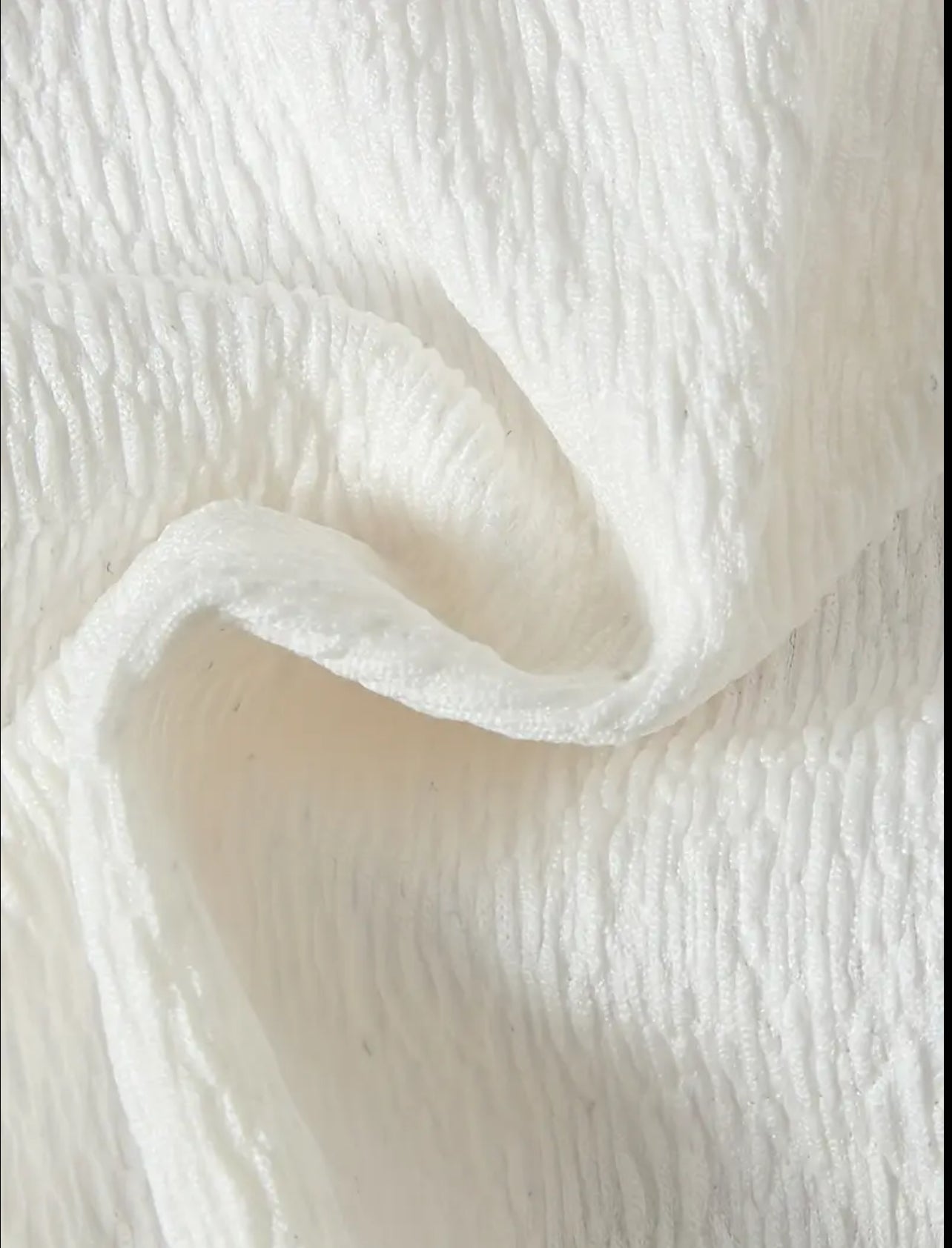 TRAJE DE BAÑO PIERNA ALTA CON BORDES EN CONTRASTE