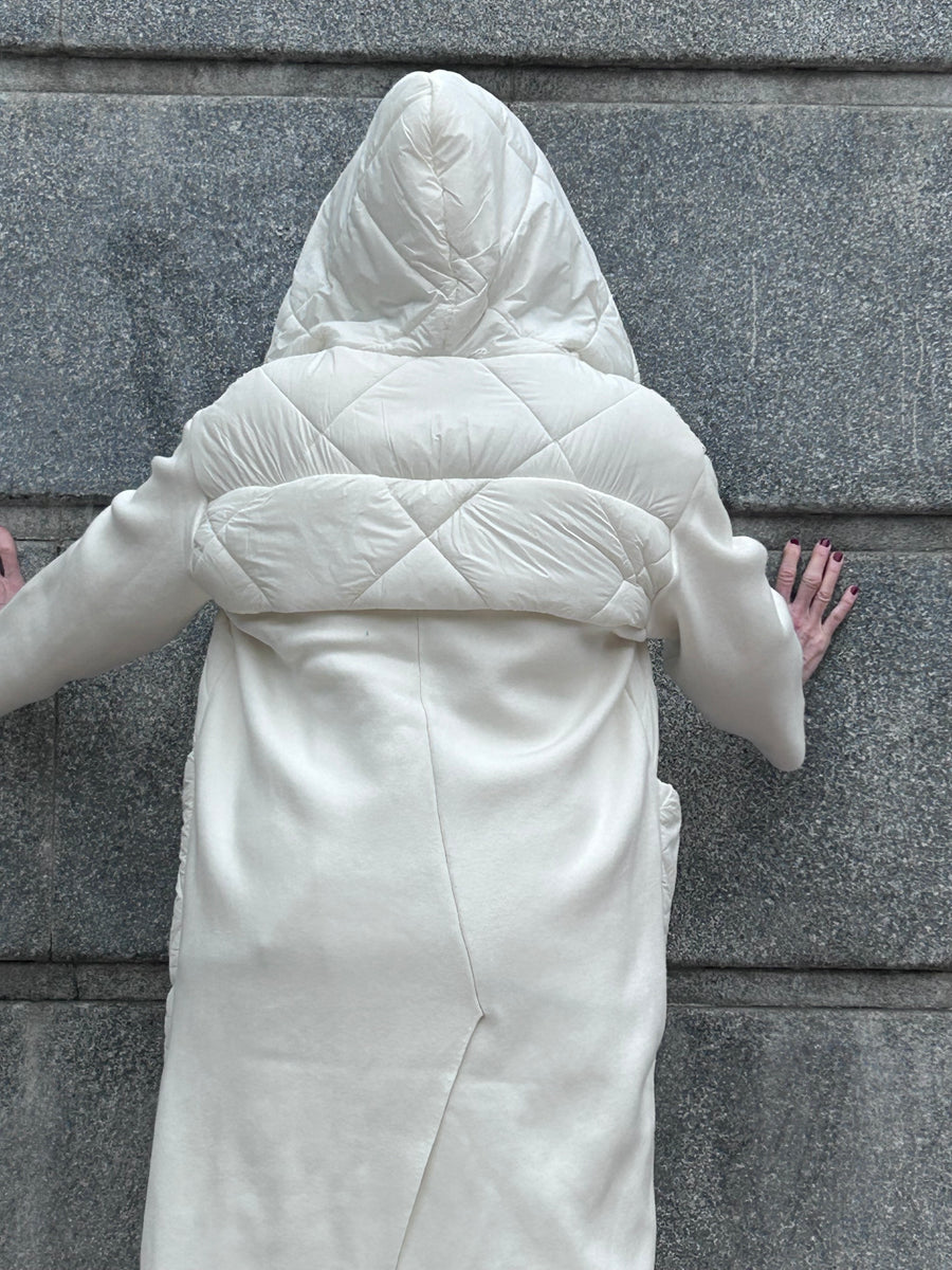 Superlight nylon and knit hooded coat