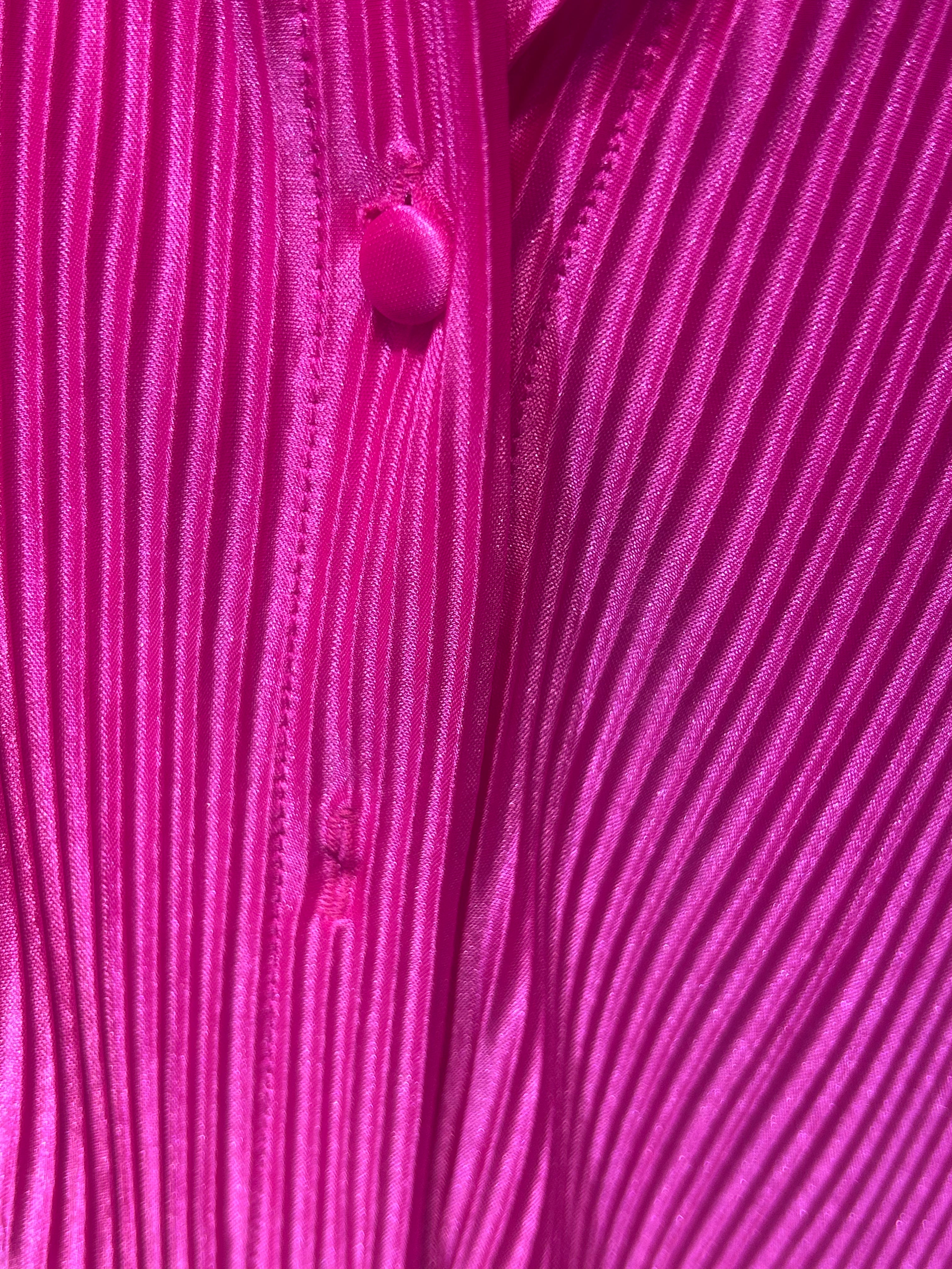 OVERSIZE PLEATED SET 16 CLRS