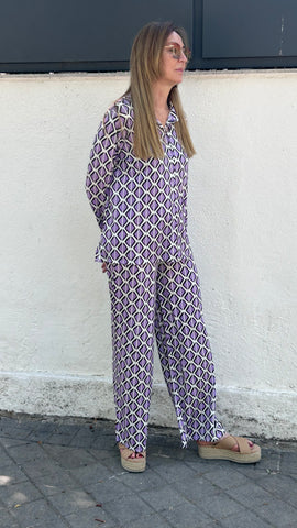 Lilac lycra shirt and pants set