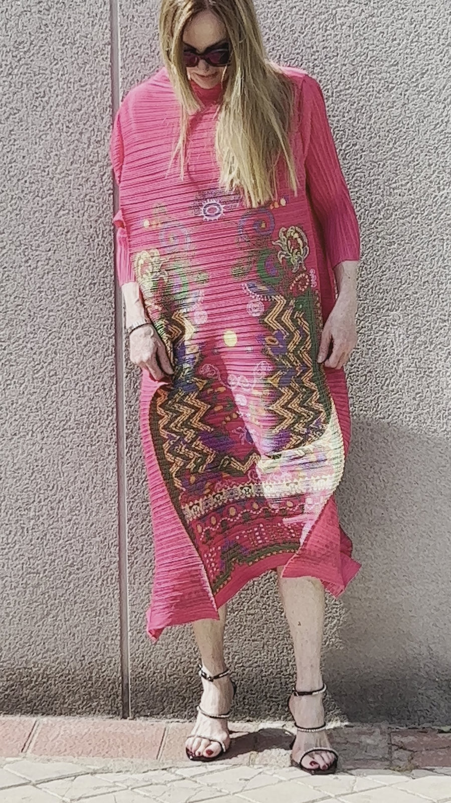 Long standing pleated dress